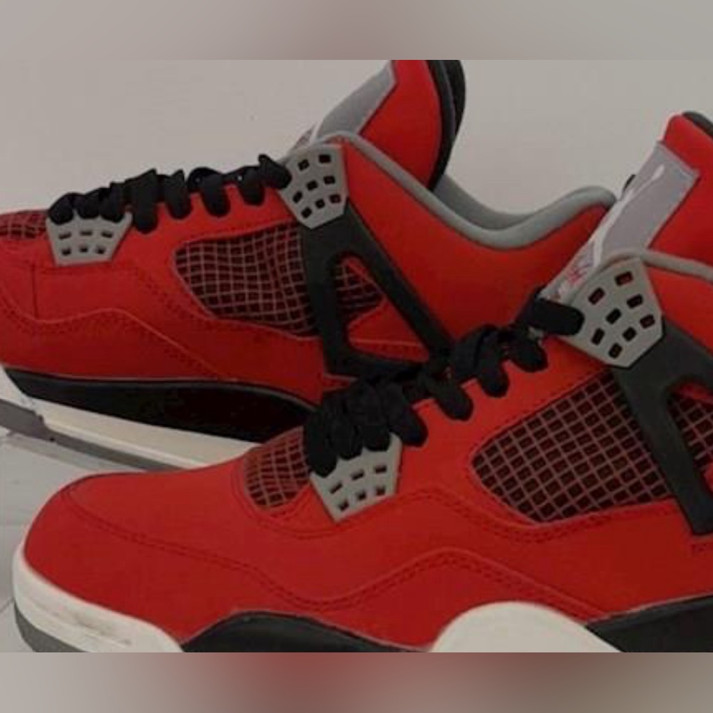 Air Jordan 4 Retro “Toro Bravo” 2013 Size 9.5